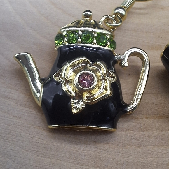 Whimsical Teapot & Teacup Mismatched Earrings – Vintage-Inspired Tea Party Jewel - Picture 5 of 9